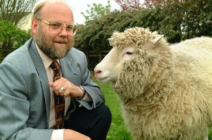 Professor Sir Ian Wilmut: A Pioneer of Genomics and Bioinformatics